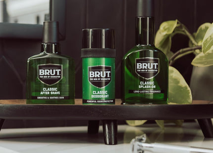 Brut Splash-On Original Fragrance, Cologne for Men Long Lasting Fragrance, Spicy Woods, Floral, and Citrus Notes, 3.5 Ounce (Pack Of 2)