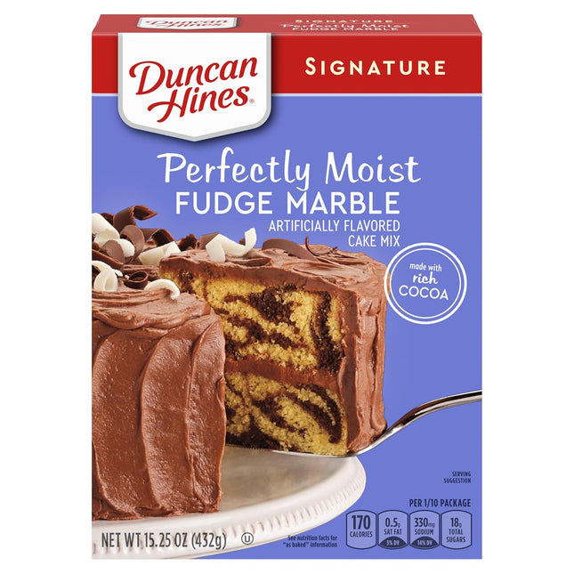 Duncan Hines Signature Perfectly Moist Cake Mix, Classic Fudge Marble, 15.25 Ounce (Pack Of 1)