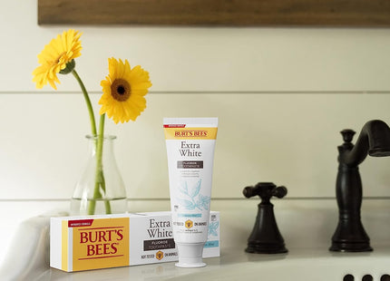 Burts Bees Natural Extra White Fluoride Toothpaste Mountain Mint 4.7oz (24 Pack) - Personal Care > Oral